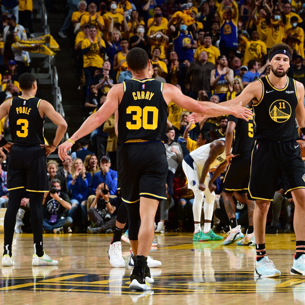 记者：乔纳森-戴维未来存疑，拜仁和热刺已了解球员离队条件（记者：乔纳森-戴维前景未明，拜仁与热刺已知其离队条款）