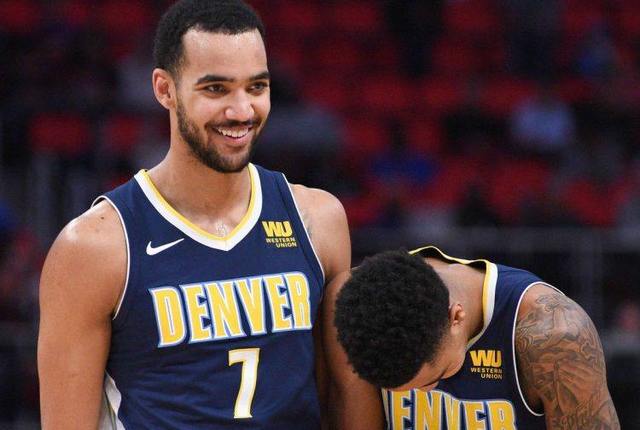 英媒：尽管库尼亚遭遇头部受伤，但曼联相信他能出战埃弗顿（英媒：库尼亚头部受伤仍在身，曼联仍看好其出战埃弗顿）